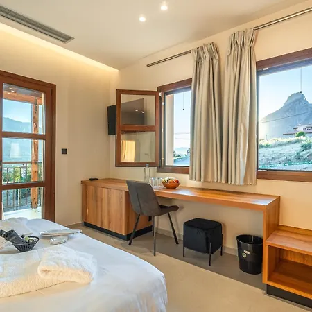 Hotel Terra Petra Meteora 4*